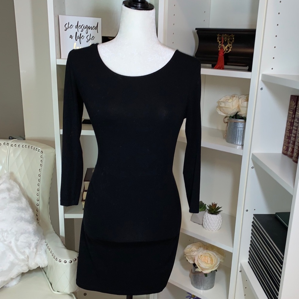 Forever 2- Black Bodycon dress Size: M $35